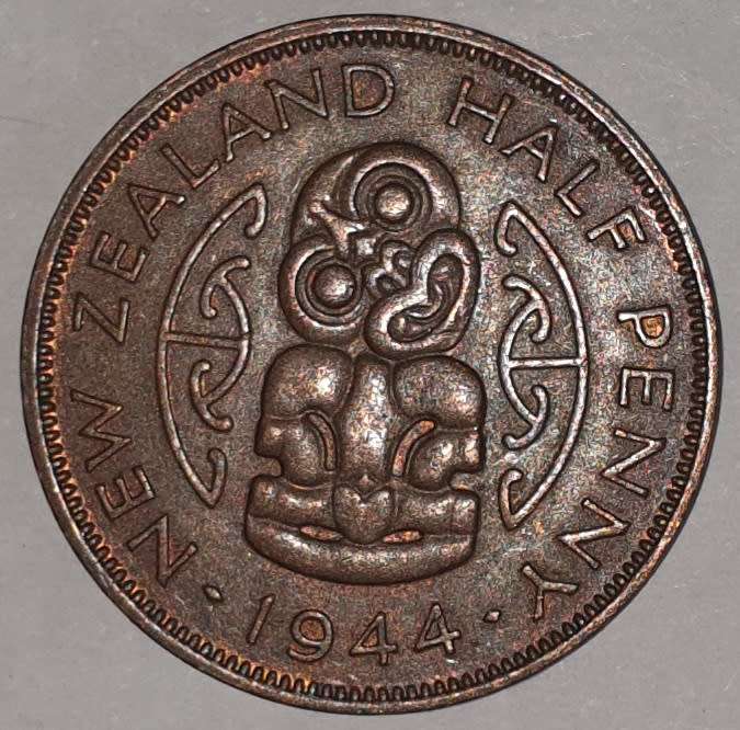 1944 - HALF PENNY - 1/2 PENNY - NEW ZEALAND - KM#12 - BRONZE - HEI TIKI